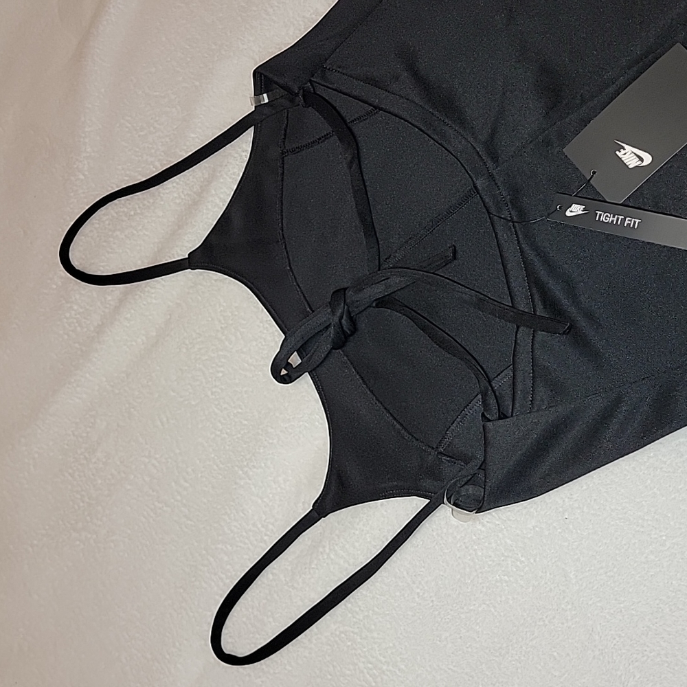 Nike NSW Icon Clash Dress - Picture 10 of 14